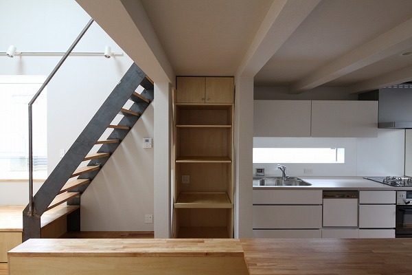 A-House in Sakurashinmachi 桜新町 A邸